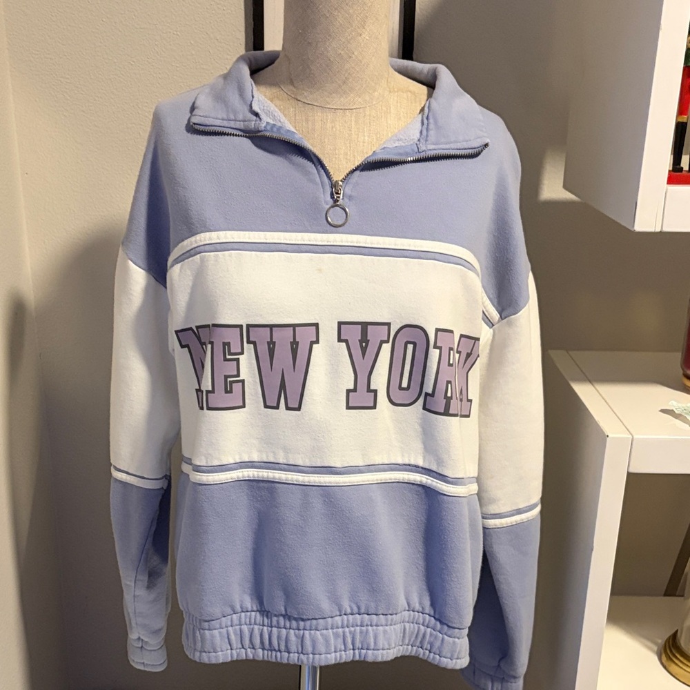 Women's Blue and White Sweater